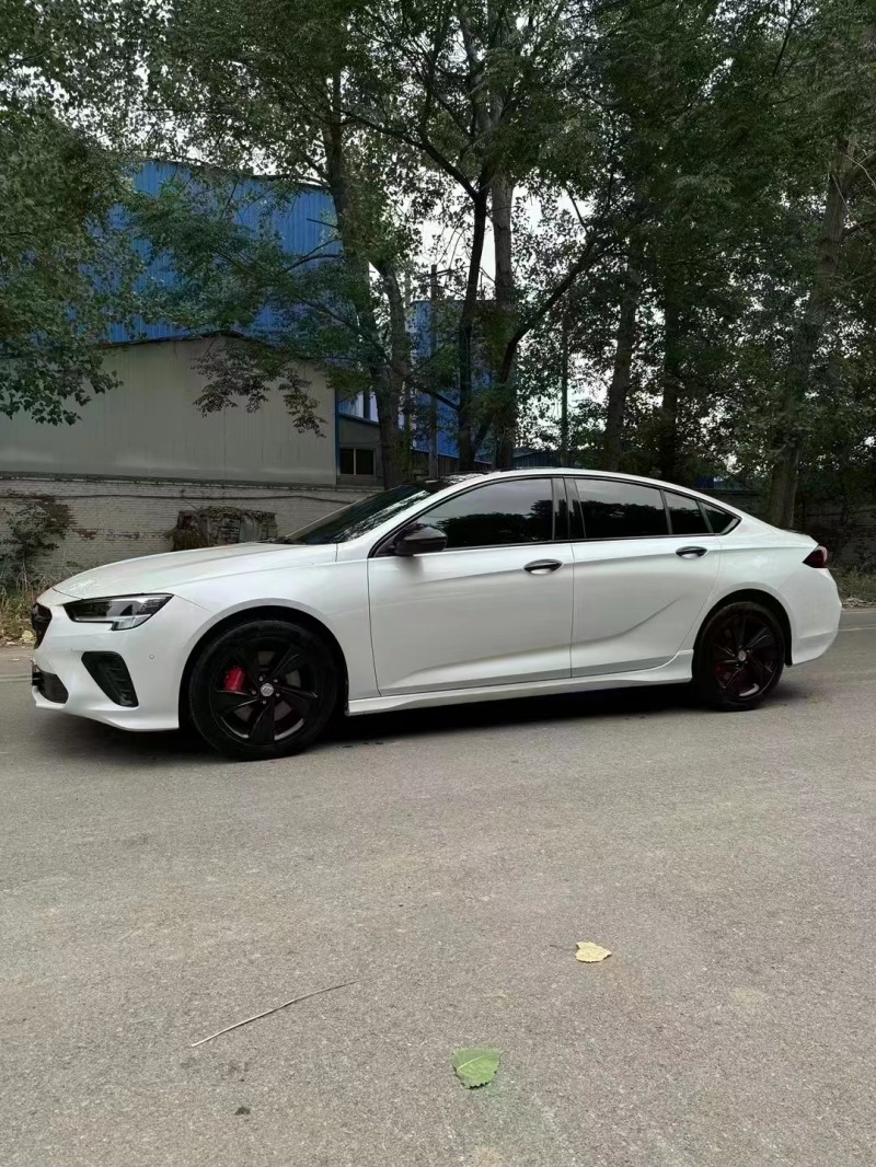 菏泽22年别克君威2