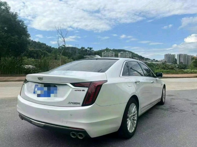 三明21年凱迪拉克CT65