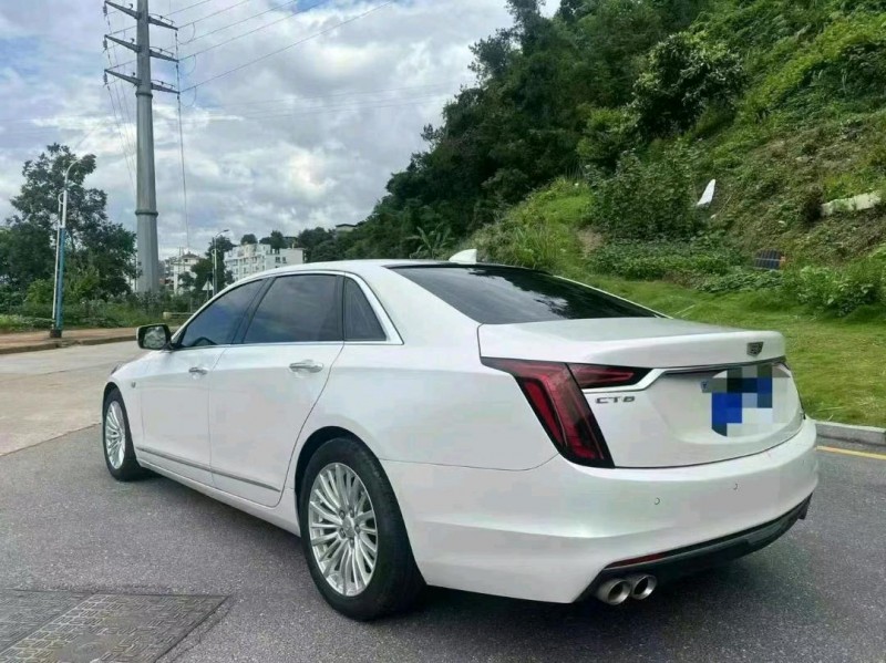 三明21年凱迪拉克CT66