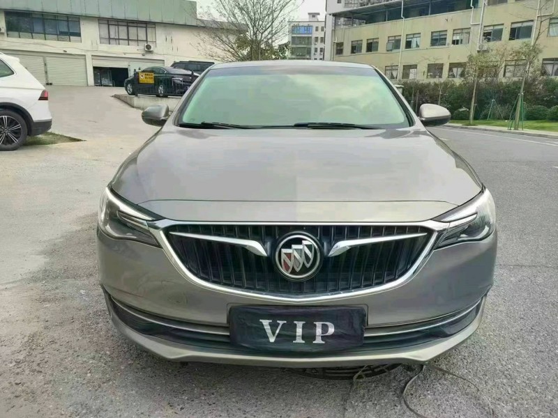 广州18年别克英朗1