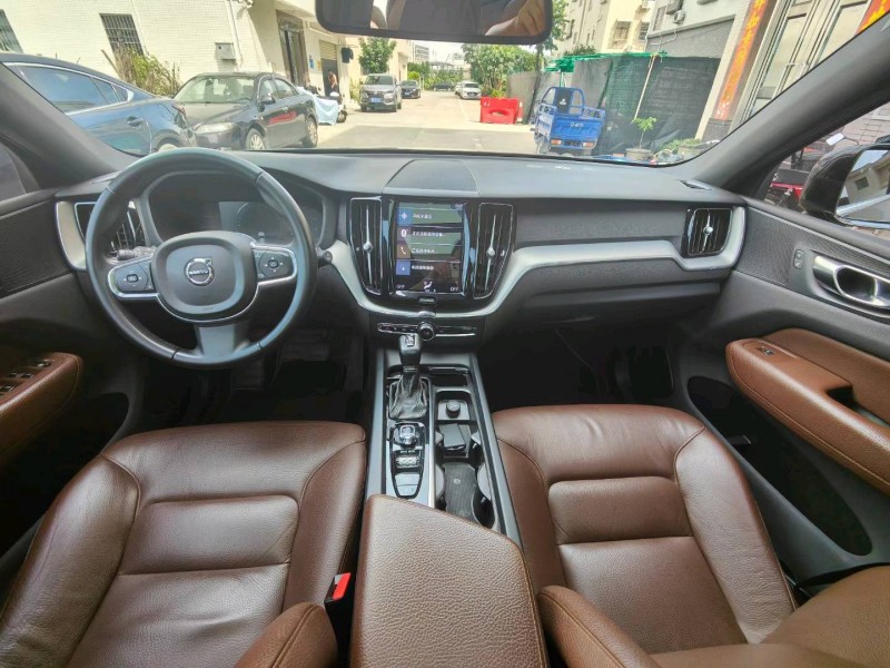 中山20年沃尔沃XC605
