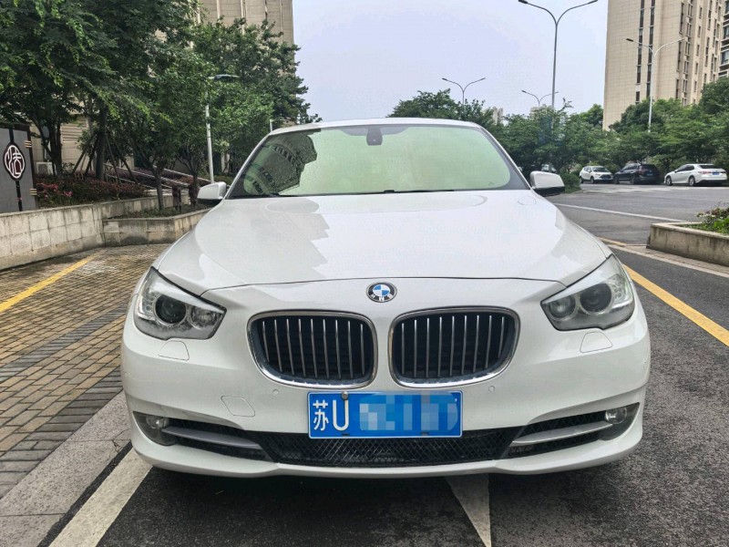 苏州12年宝马5系GT1