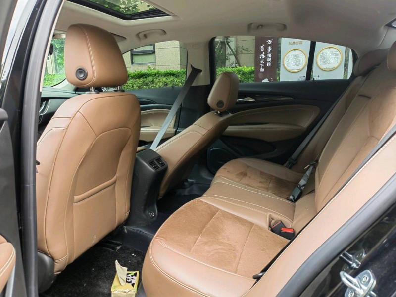 苏州23年别克君威6