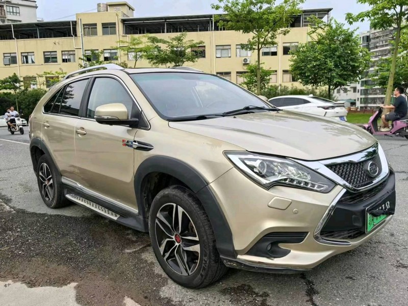 广州16年比亚迪唐3