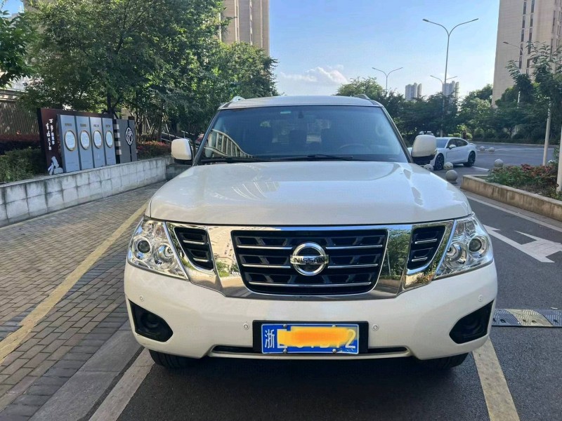 苏州18年日产途乐1