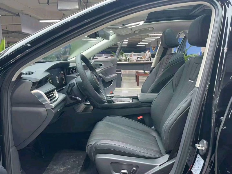 成都24年红旗H54