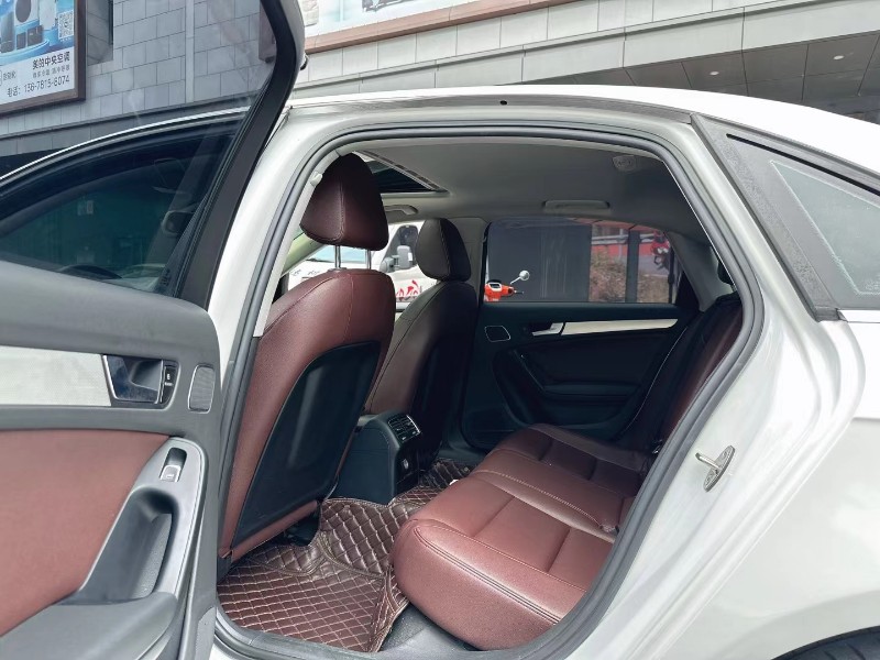 成都14年奥迪A4L6