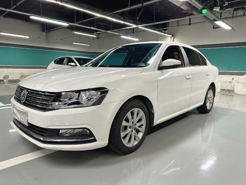 成都19年大众朗逸2