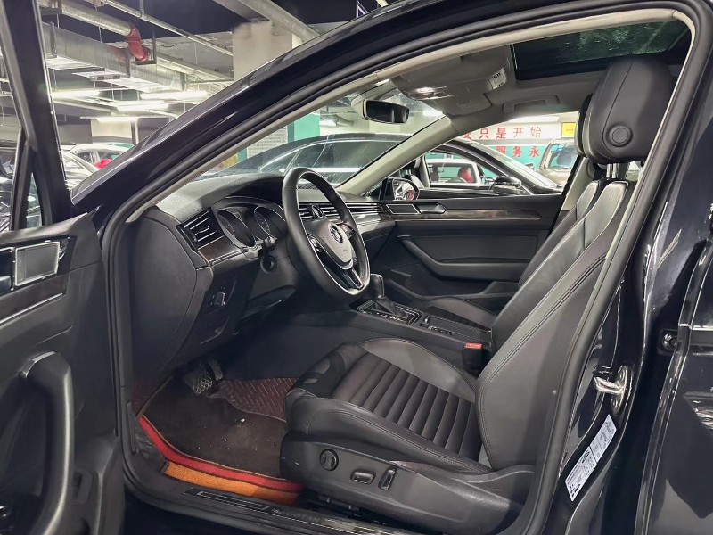 成都19年大众迈腾4