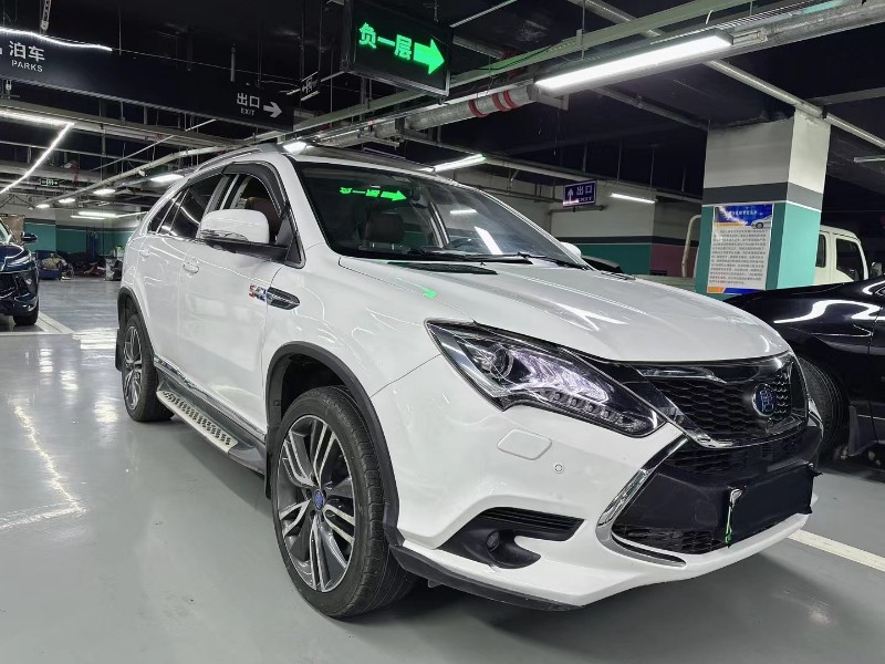 成都17年比亚迪唐3