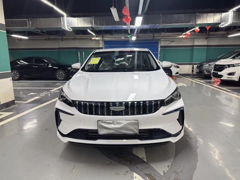 成都24年吉利缤瑞1