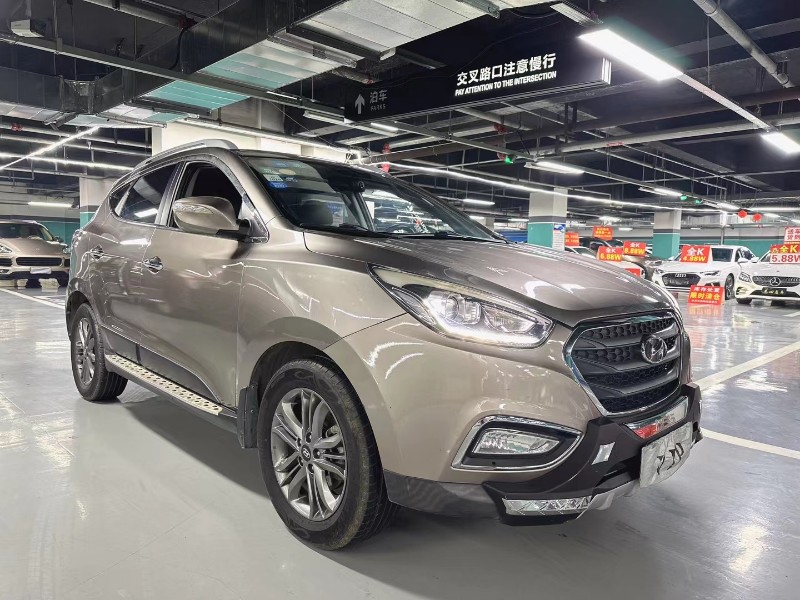 成都16年现代ix353