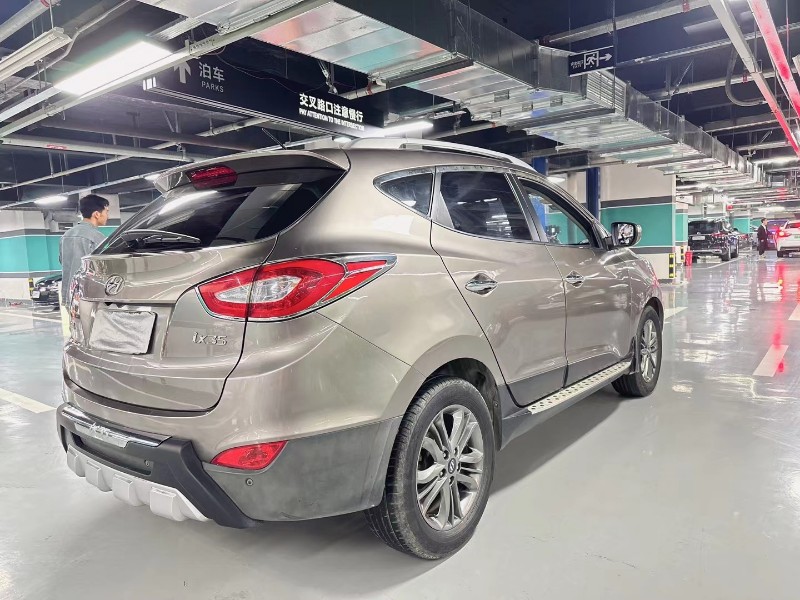 成都16年现代ix359