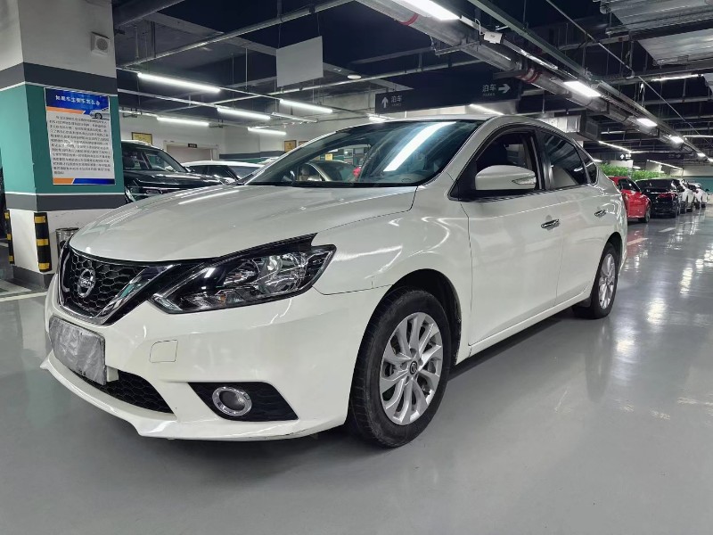 成都17年日产轩逸2