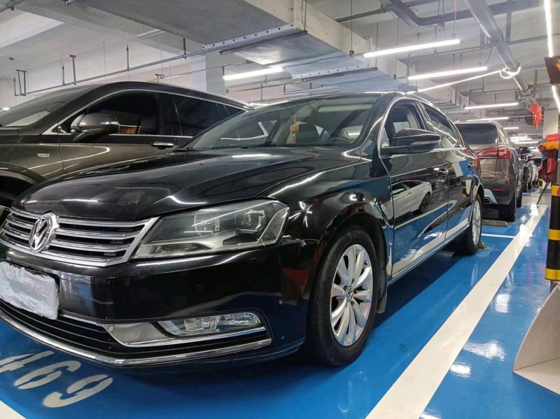 成都16年大众迈腾2