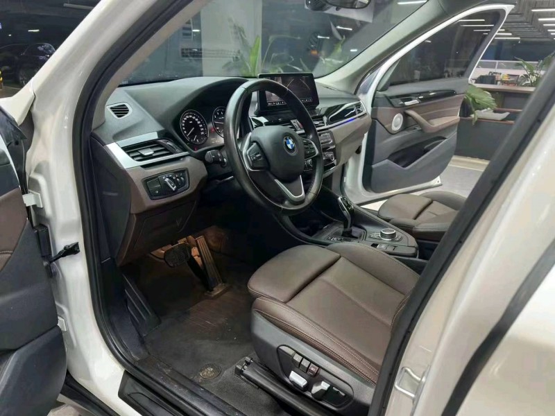 成都21年宝马X15