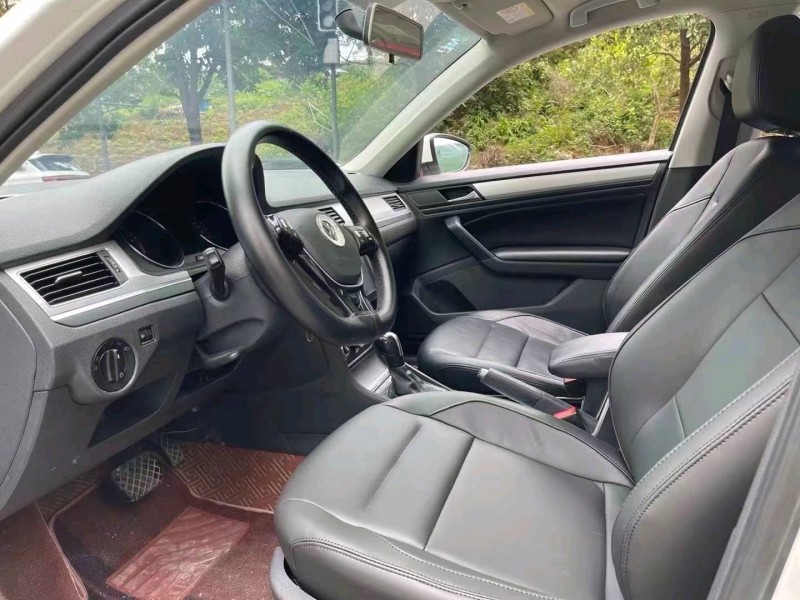 成都18年大众蔚领6