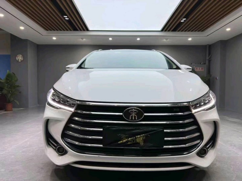 成都19年比亚迪宋MAX1