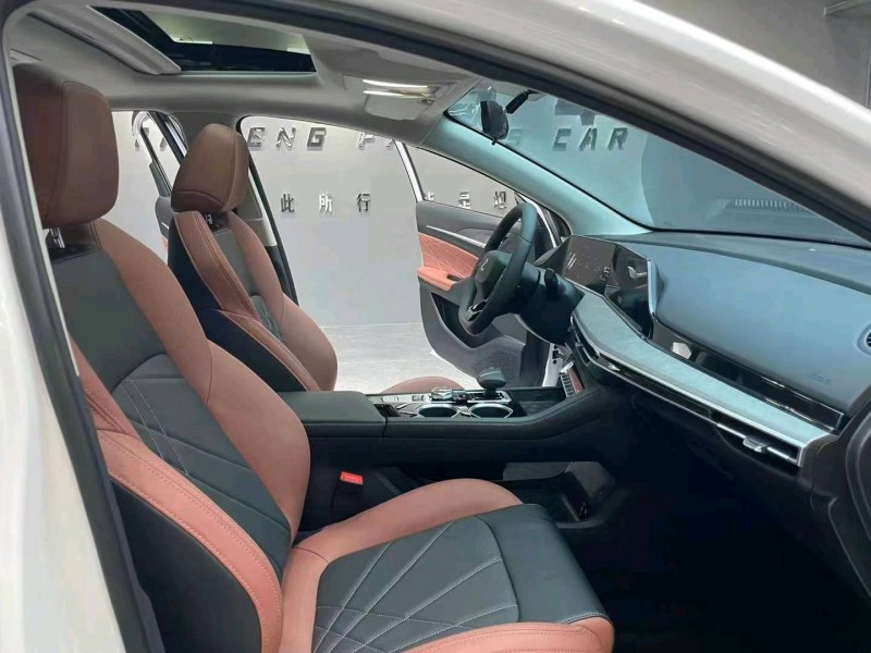 成都24年长安汽车逸动4