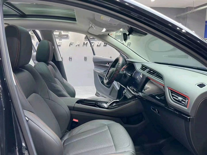 成都22年东风AX7pro4