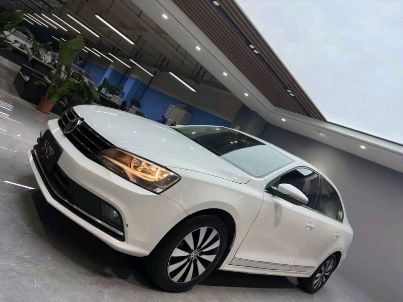 成都17年大众速腾2