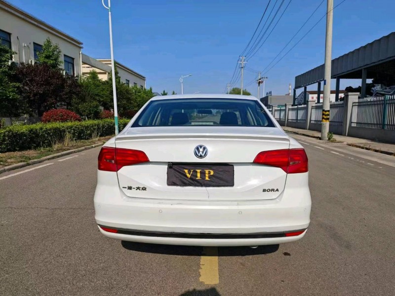 蚌埠16年大众宝来9