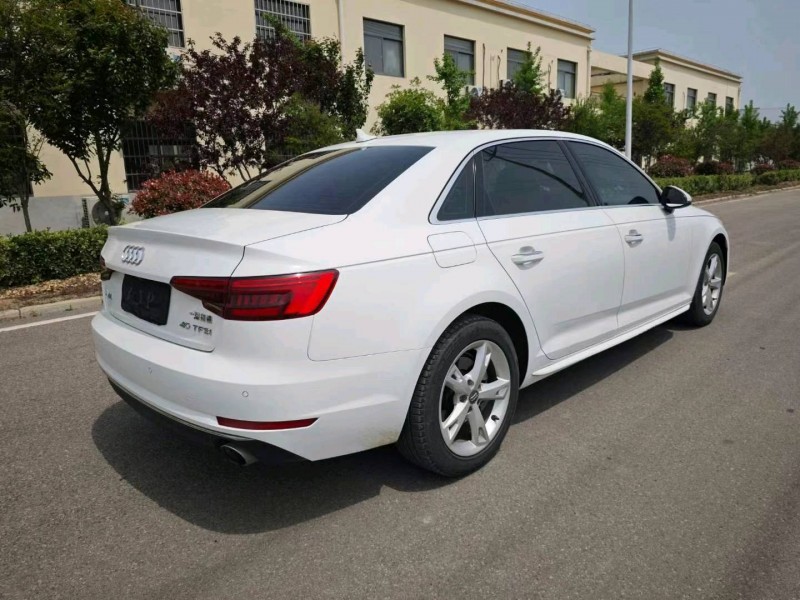 蚌埠17年奥迪A4L8