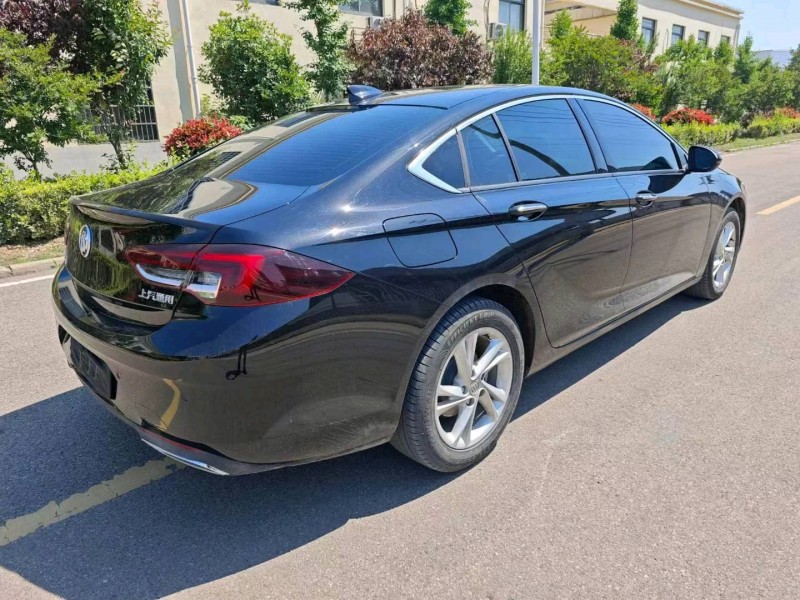 蚌埠23年别克君威8