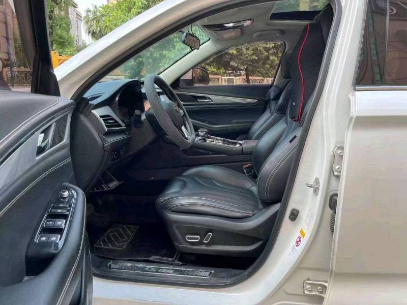 佛山19年长安汽车CS854