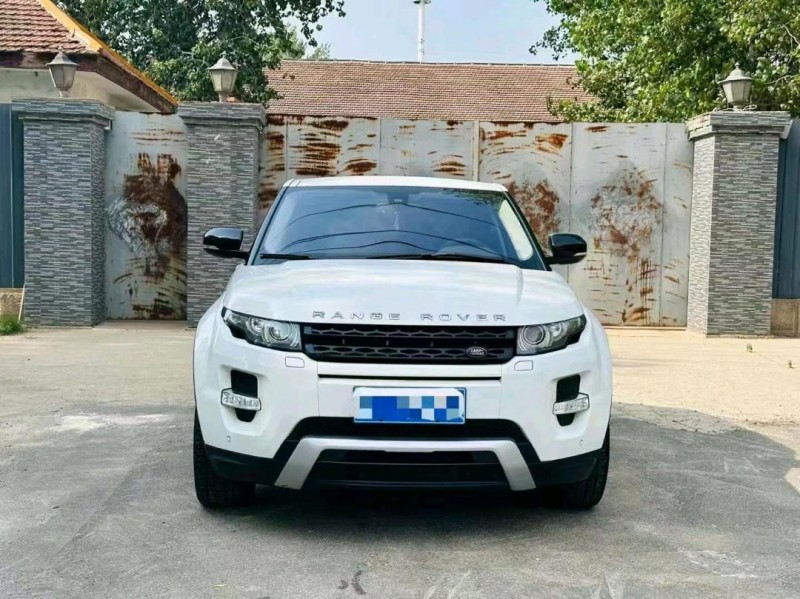 东营13年路虎极光1