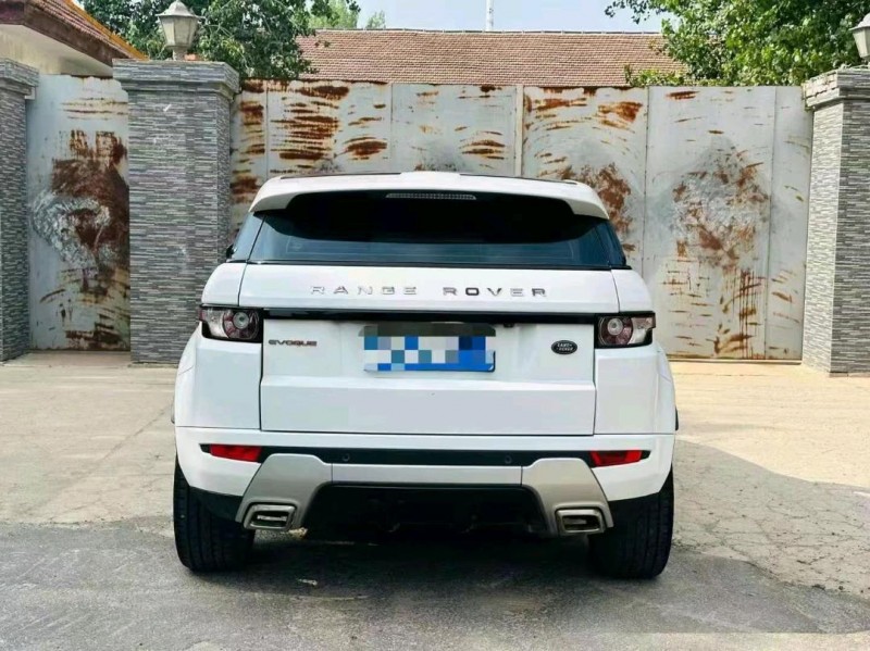 东营13年路虎极光9