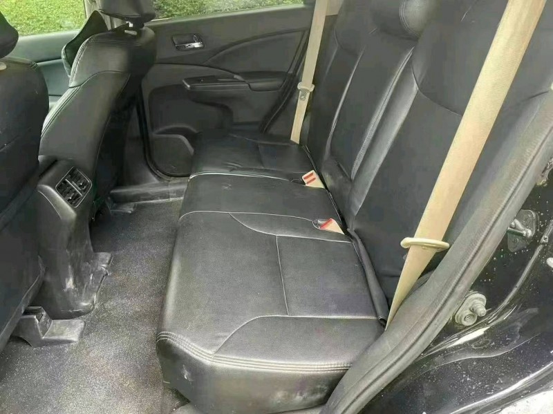 汕头16年本田CRV3