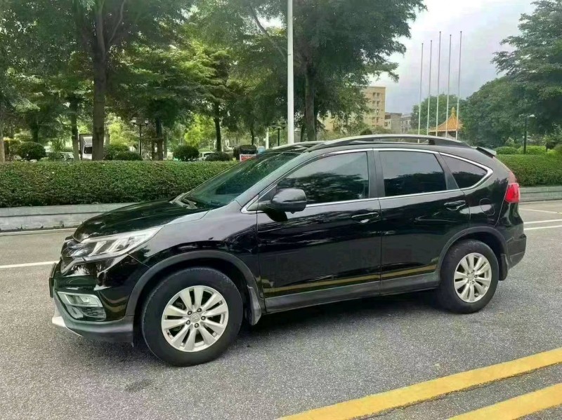 汕头16年本田CRV6
