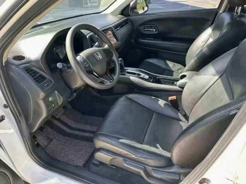 汕头17年本田缤智7