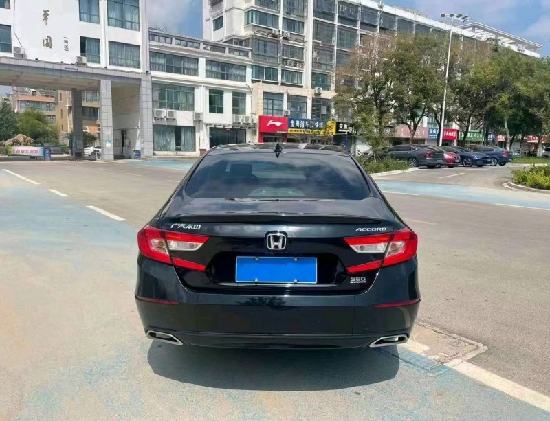 苏州19年本田雅阁8