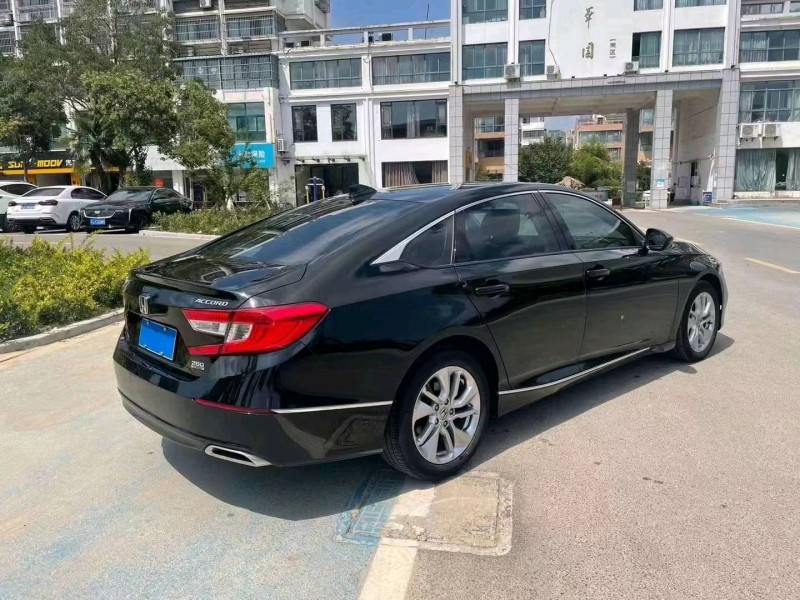 苏州19年本田雅阁9