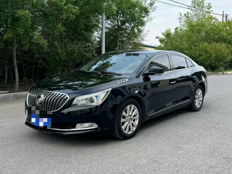 青岛15年别克君越2