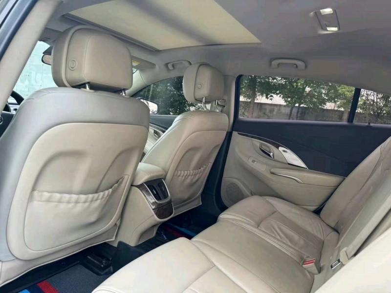 青岛15年别克君越4