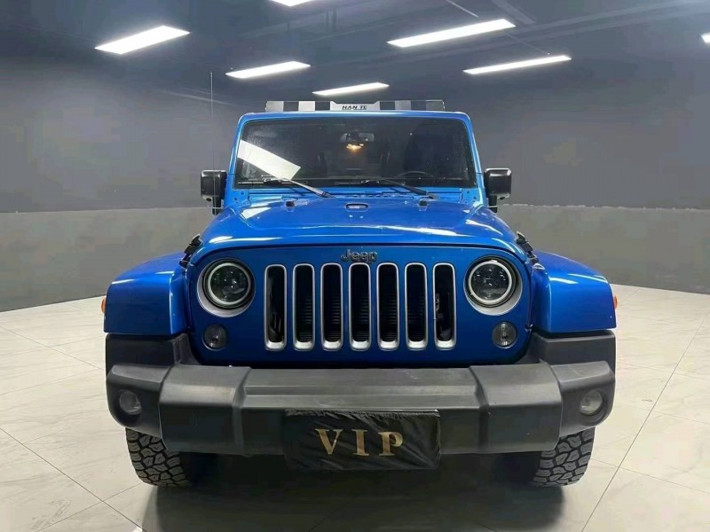 成都16年Jeep牧马人1