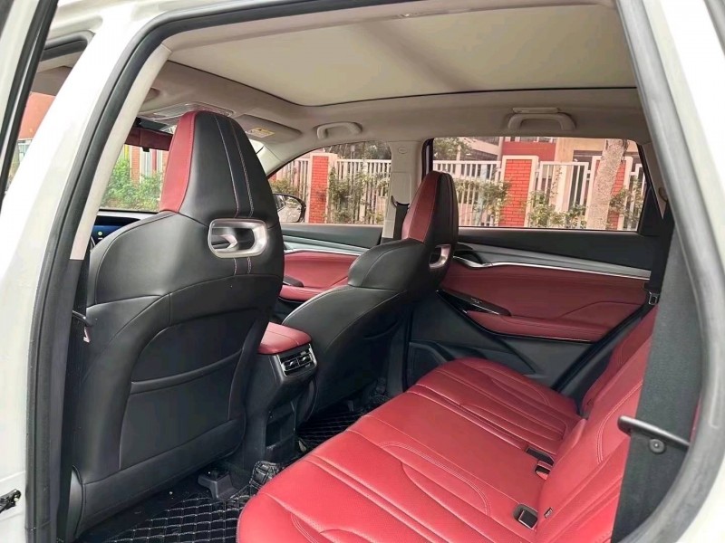 廈門22年長安汽車CS755