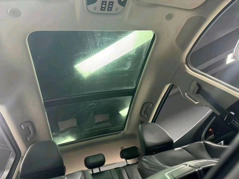 成都20年长城汽车WEY VV75