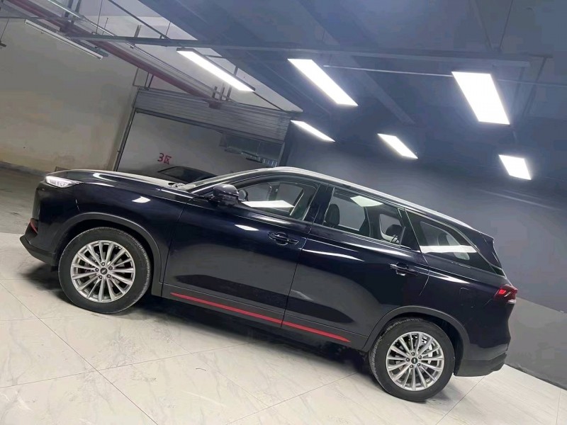 成都23年长安汽车欧尚3