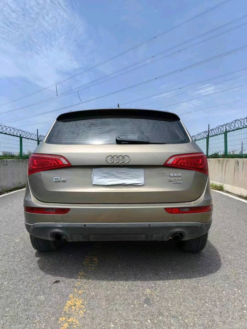 郑州13年奥迪Q56