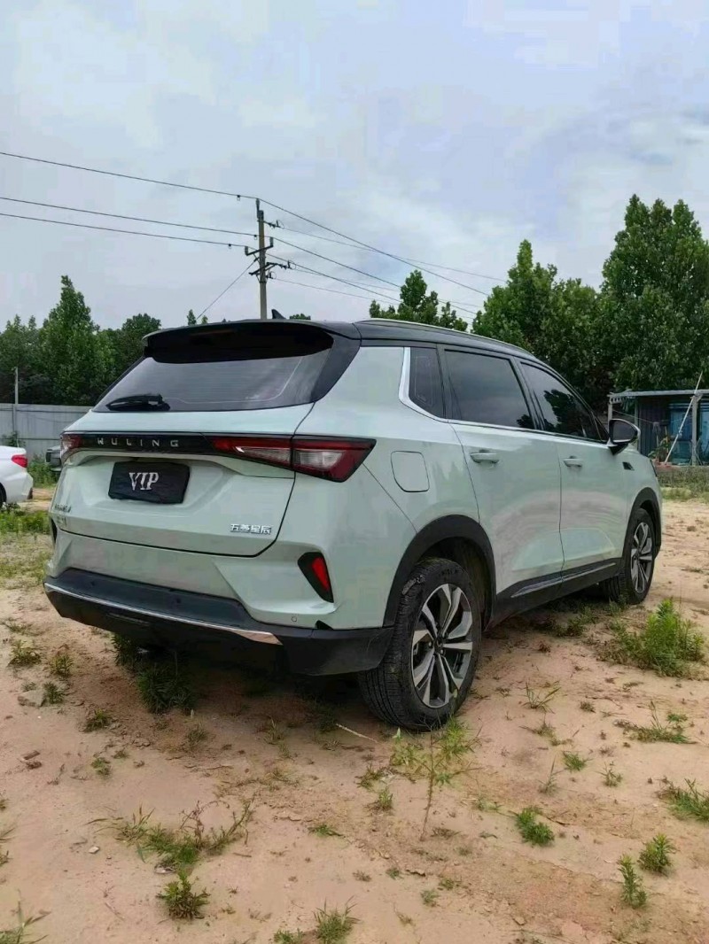鄭州22年五菱汽車星辰5