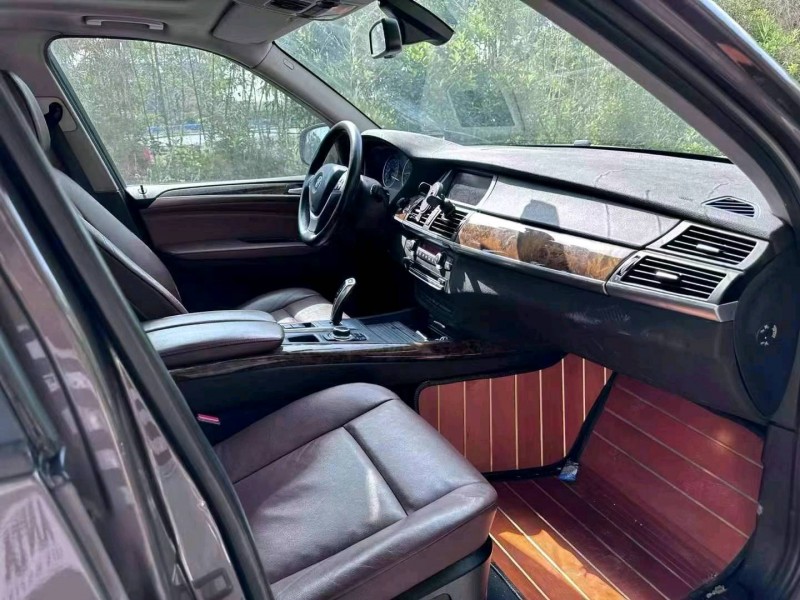 郑州13年宝马X57