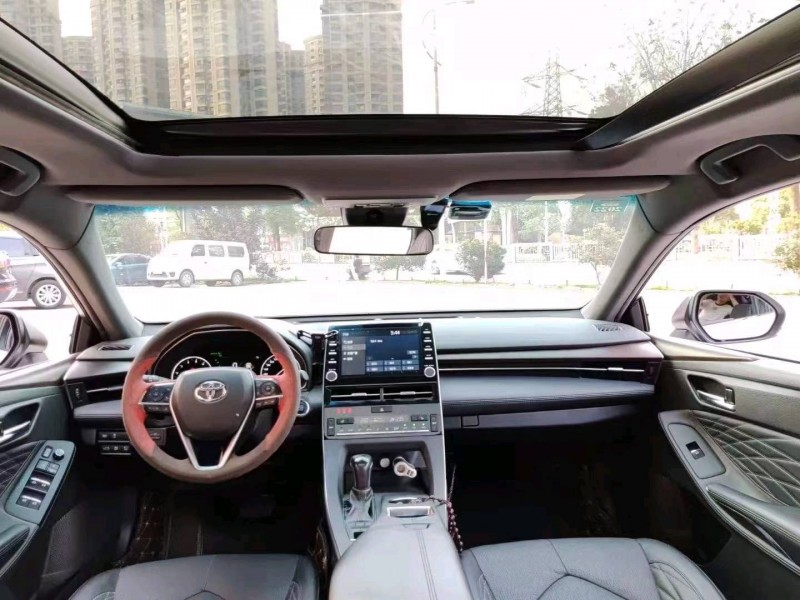 佛山20年丰田亚洲龙8