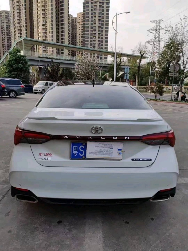 佛山20年丰田亚洲龙9