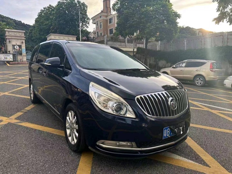 深圳11年别克GL83