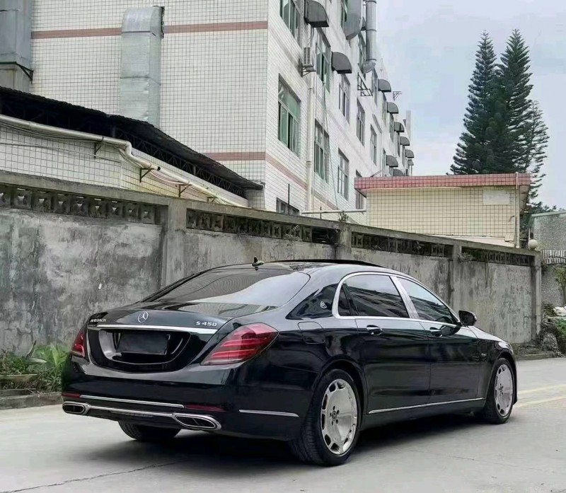 深圳17年奔驰迈巴赫S级7