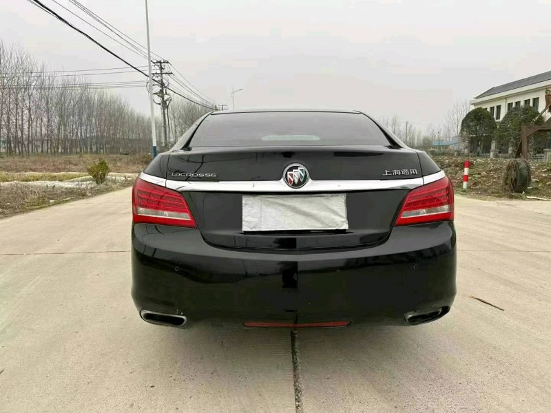 徐州15年别克君越9